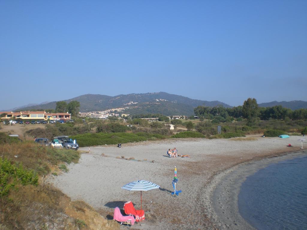 Appartamenti Agrustos Budoni Ruang foto
